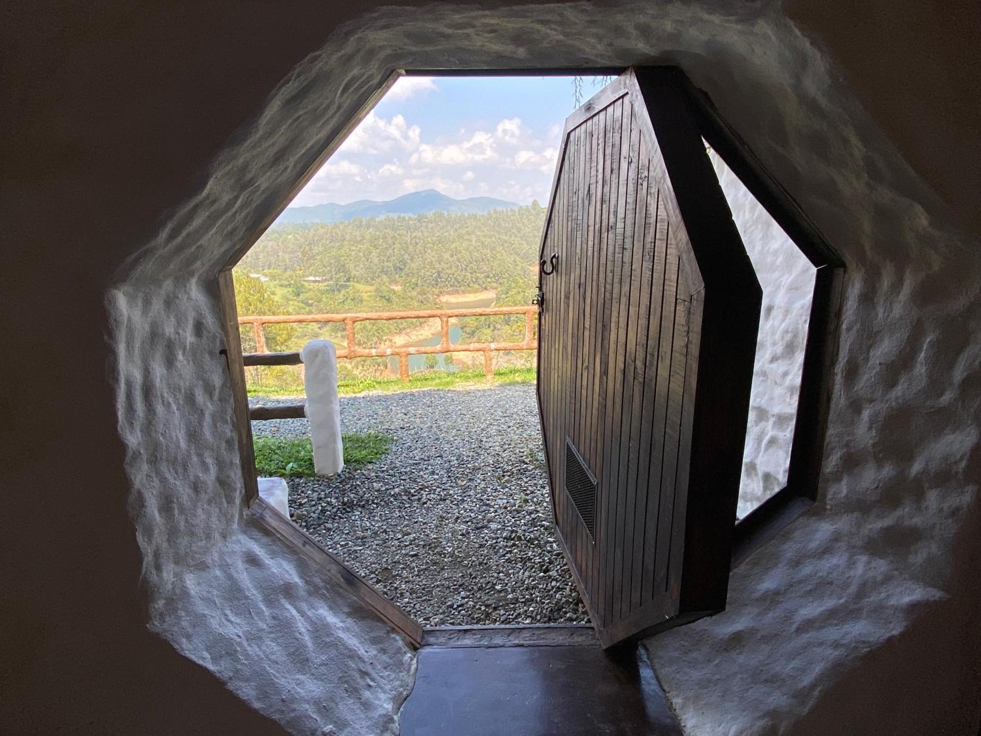 Hobbit Hotel Ecolodge- Guatapé Екстериор снимка