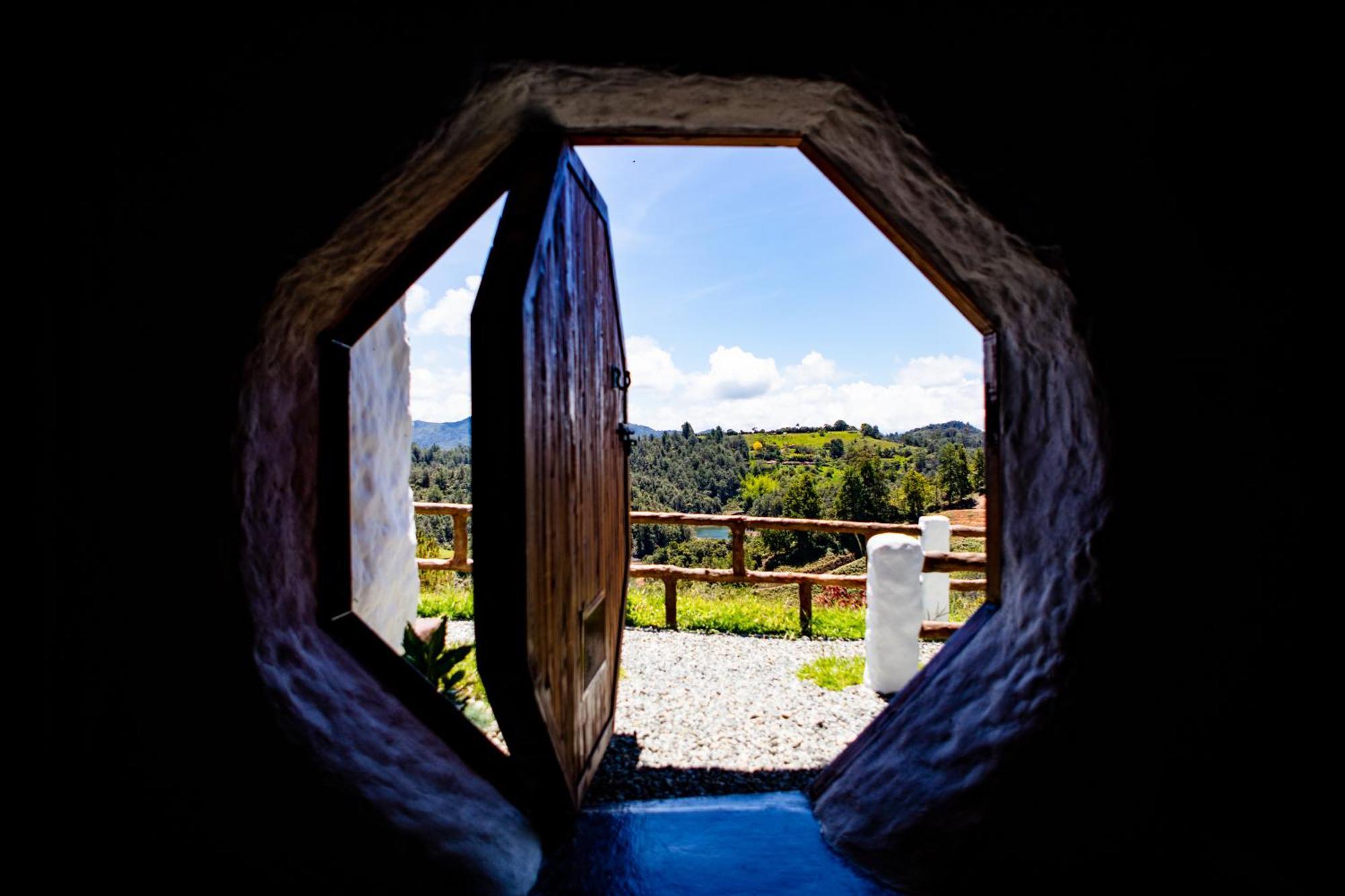 Hobbit Hotel Ecolodge- Guatapé Екстериор снимка
