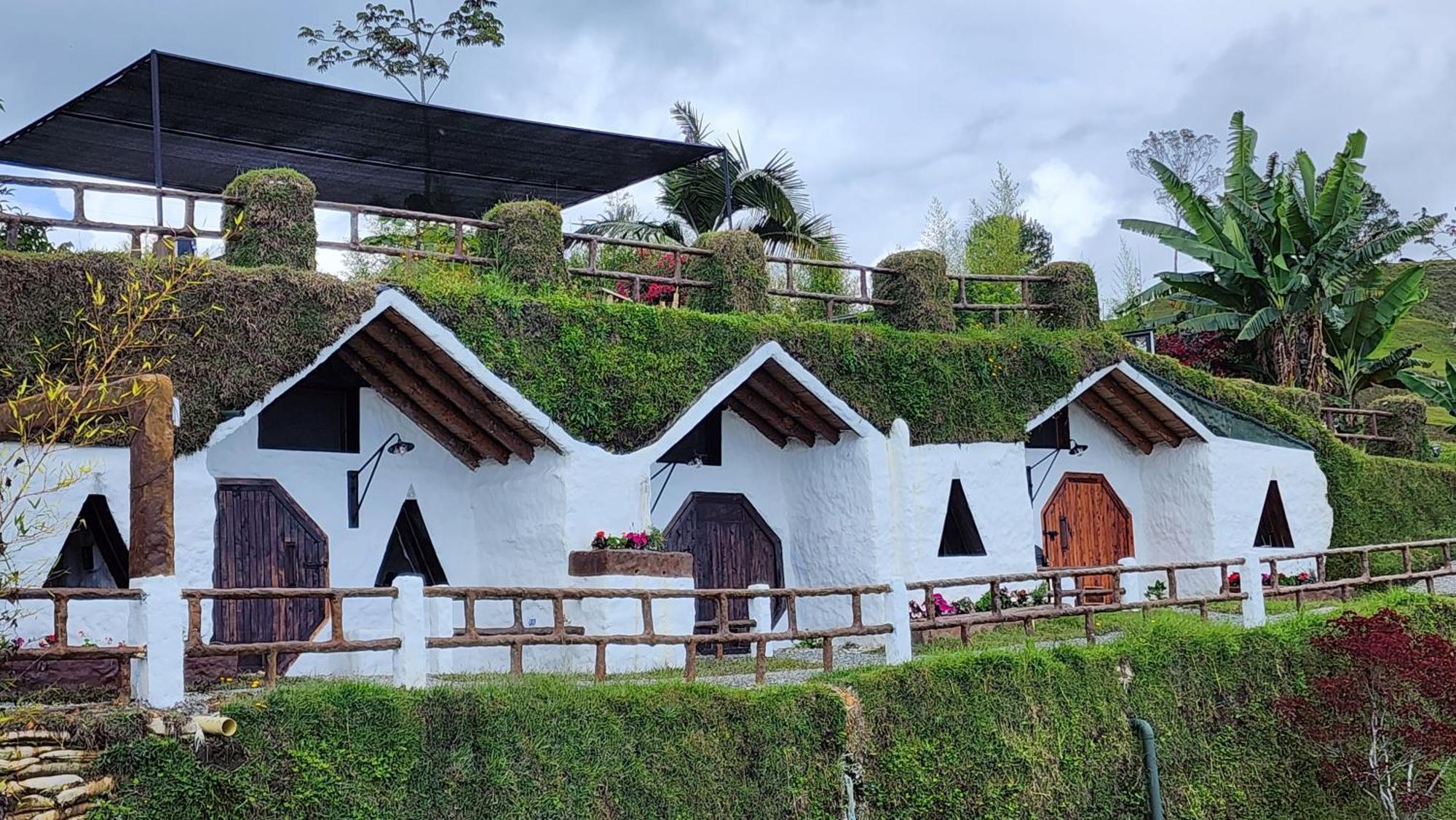 Hobbit Hotel Ecolodge- Guatapé Екстериор снимка