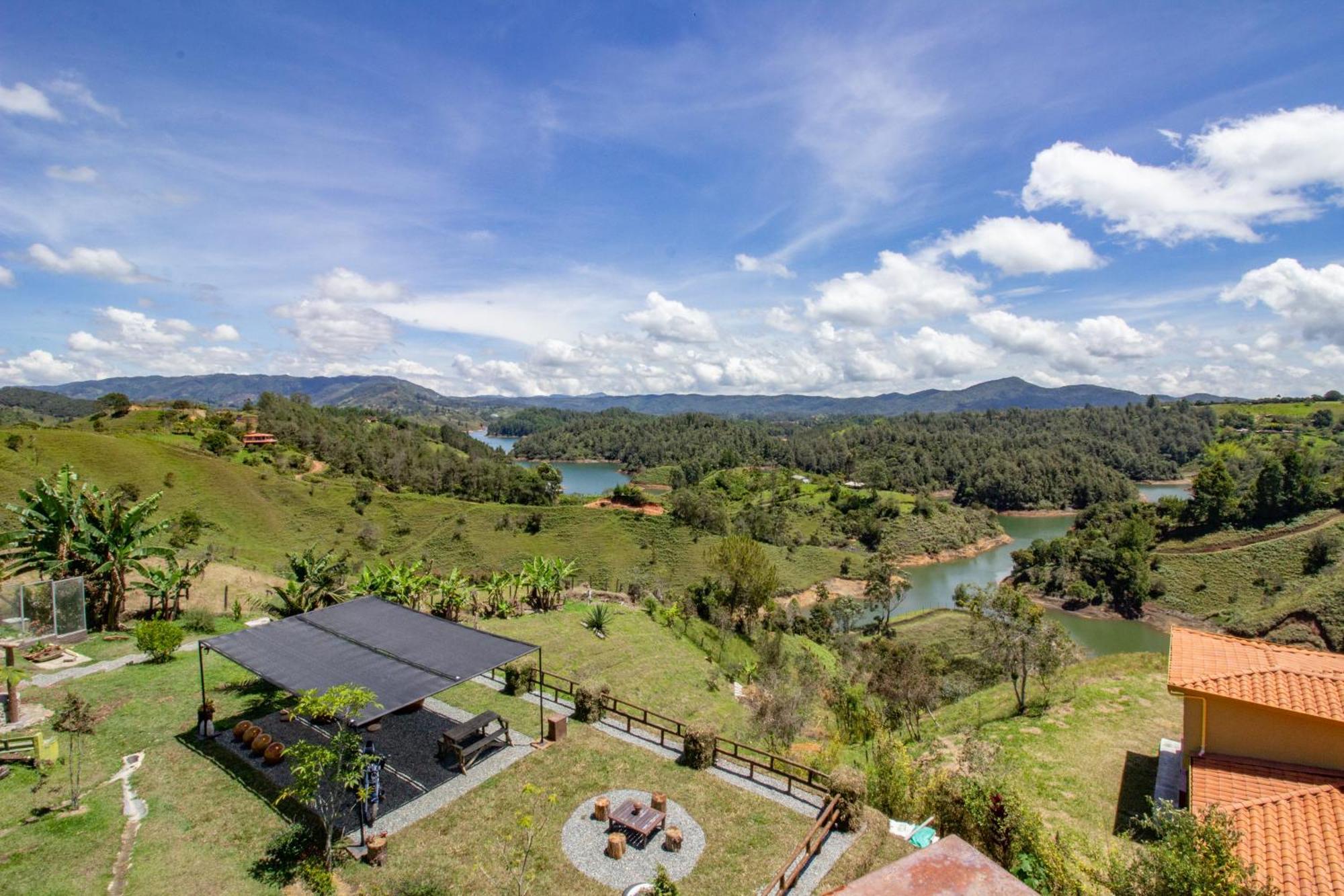Hobbit Hotel Ecolodge- Guatapé Екстериор снимка